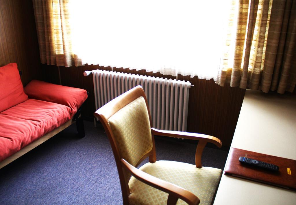 Hotel Elli Davos Bagian luar foto
